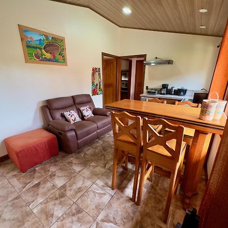 Cabina Monteverde Soan De Montana Apartment Exterior photo