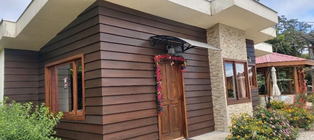Cabina Monteverde Soan De Montana Apartment Exterior photo