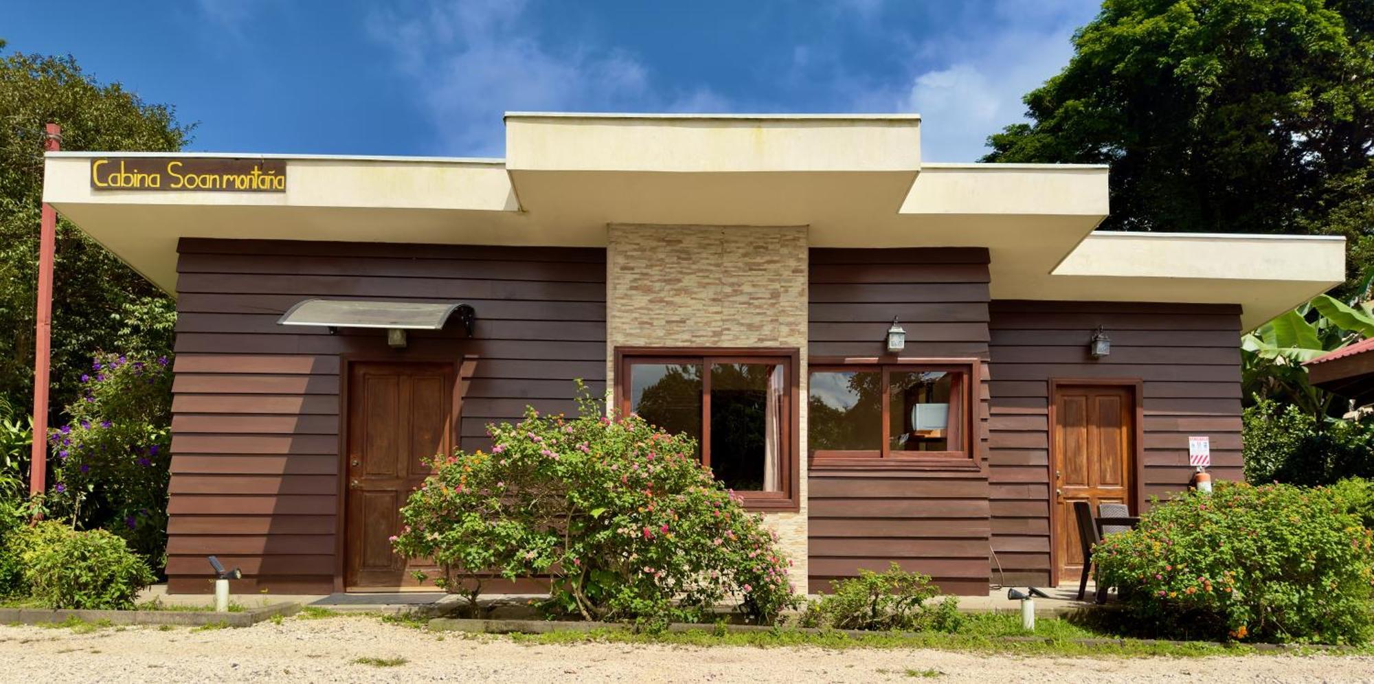 Cabina Monteverde Soan De Montana Apartment Exterior photo