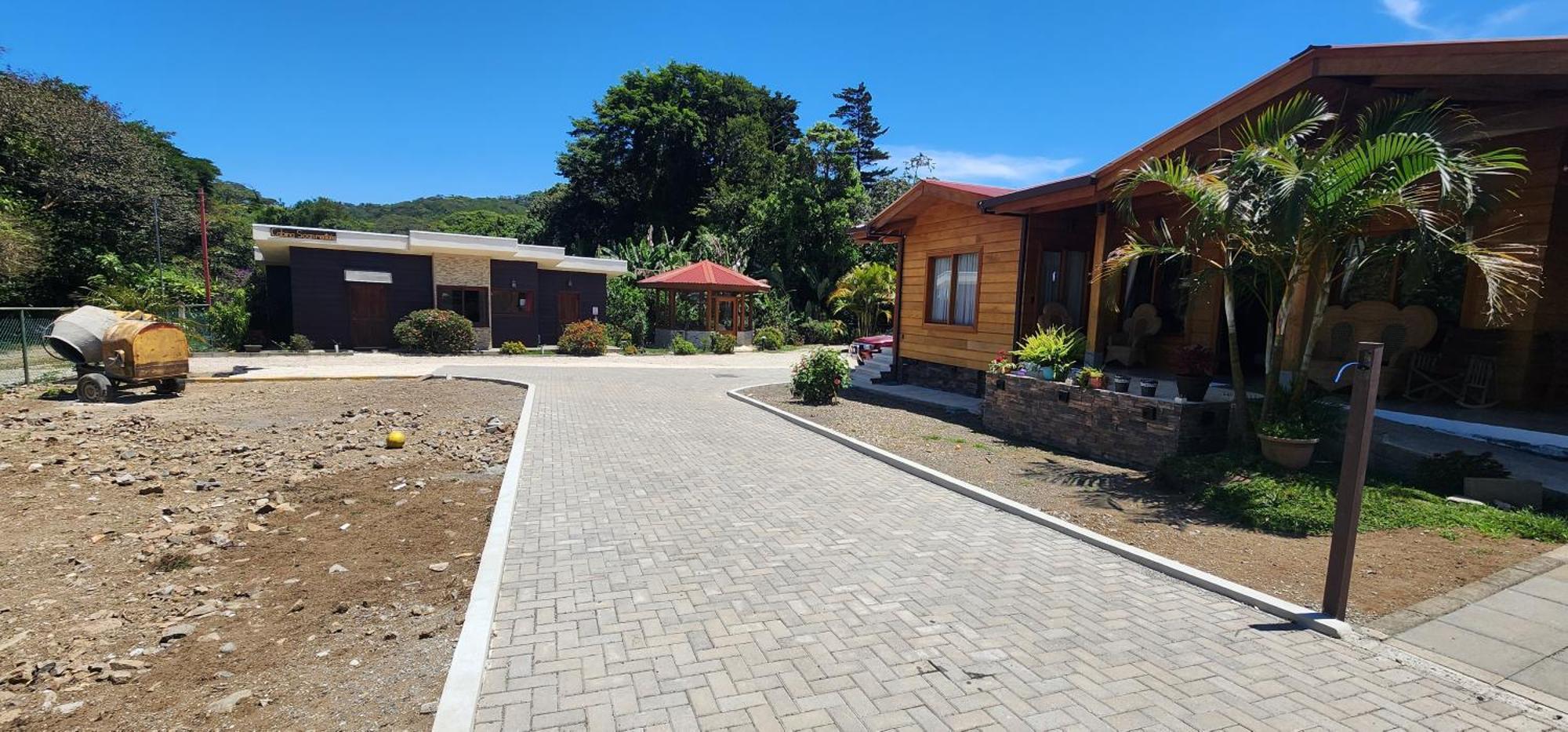 Cabina Monteverde Soan De Montana Apartment Exterior photo